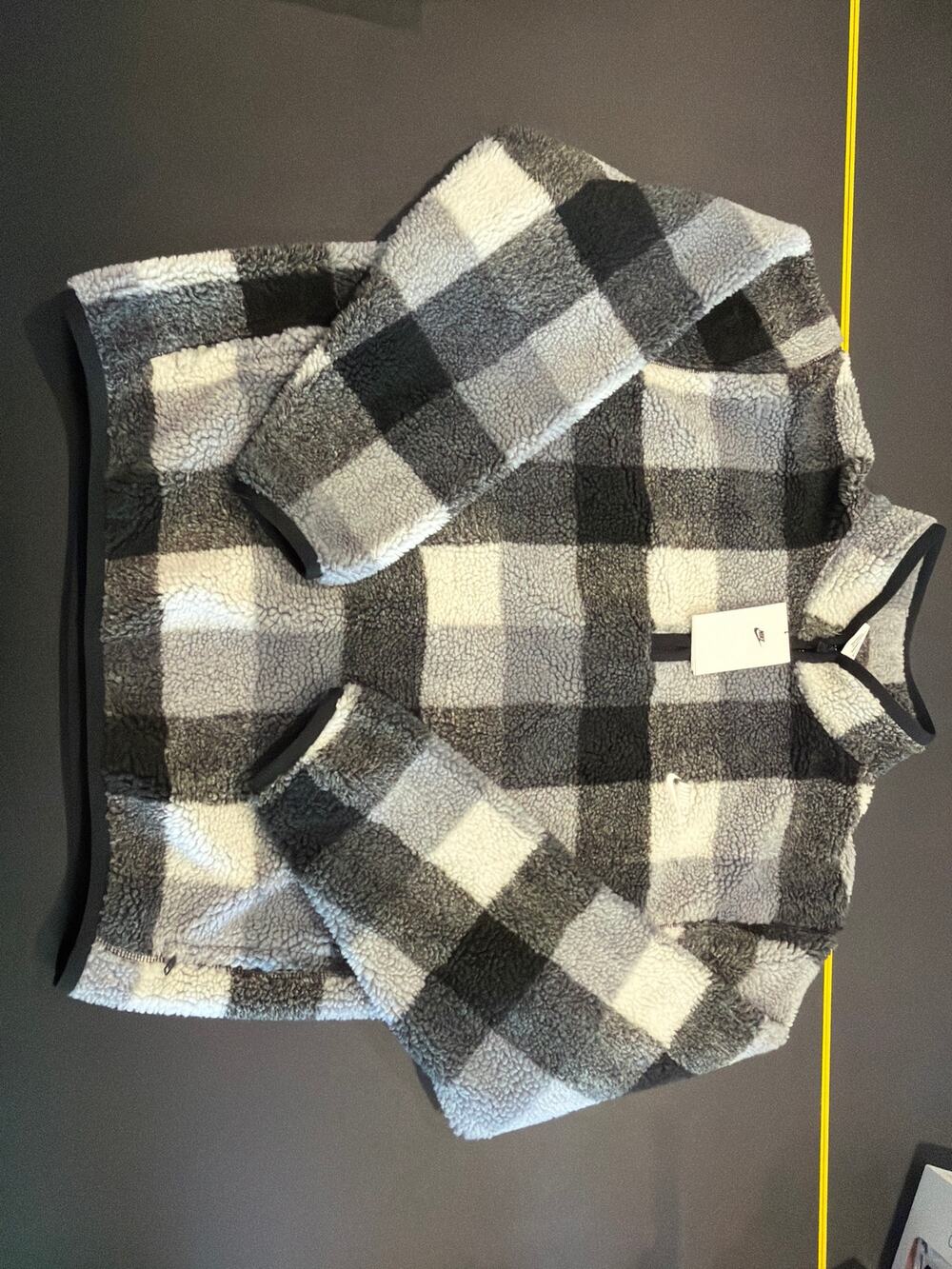 NWT Nike Sportswear Sherpa Plaid Half-Zip Pullover Black/White/Gray, Men's Large